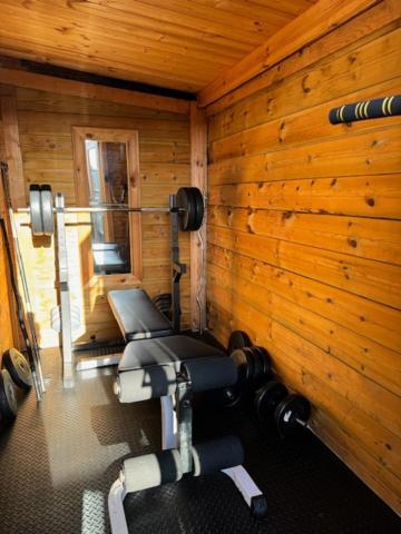 Netflix Home Jacuzzi Gym Fast Wifi Ps5 Free Parking 2 Spaces Hereford Luaran gambar