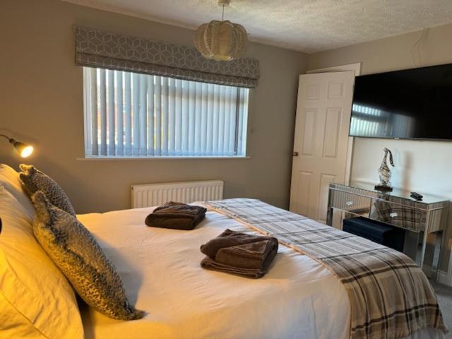 Netflix Home Jacuzzi Gym Fast Wifi Ps5 Free Parking 2 Spaces Hereford Luaran gambar